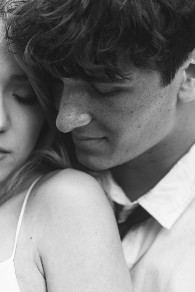 aesthetic black and white photo of a couple close up